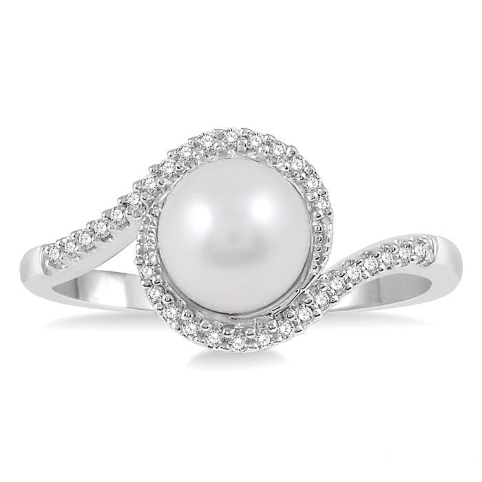Pearl & Diamond Ring