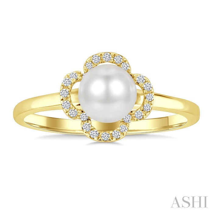 6 MM Cultured Pearl and 1/10 Ctw Round Cut Diamond Clover Petite Fashion Ring in 10K Yellow Gold