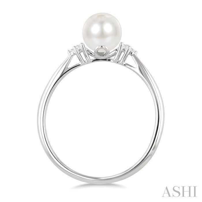 6 MM Cultured Pearl and 1/20 Ctw Round Cut Diamond Fashion Ring in 14K White Gold