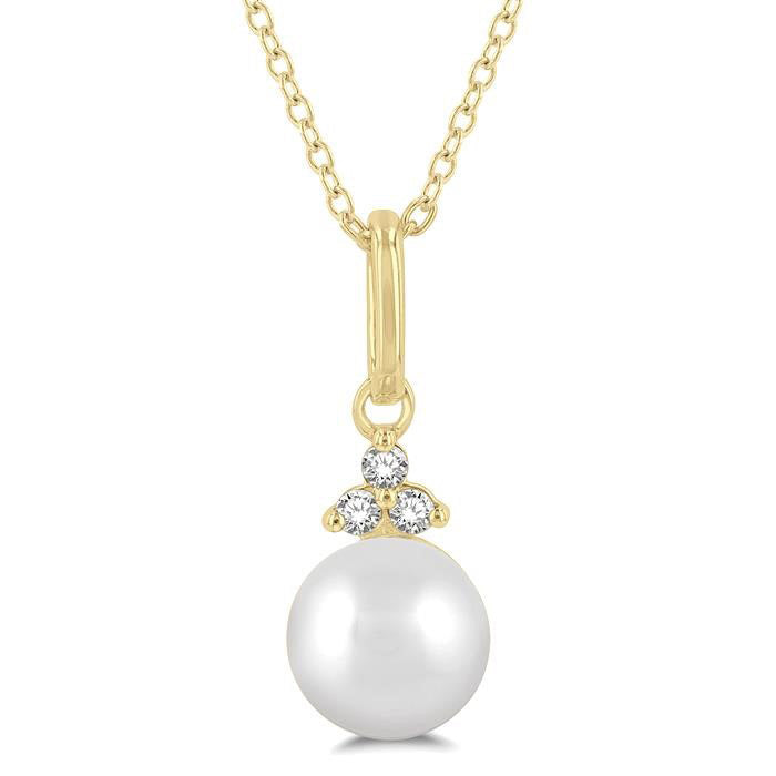 Pearl & Petite Diamond Fashion Pendant