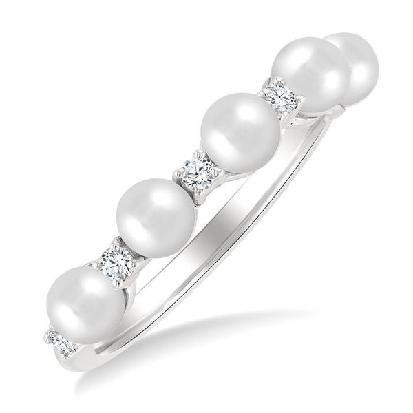 4MM Cultured Pearl and 1/6 Ctw Round Cut Diamond Fashion Ring in 14K White Gold