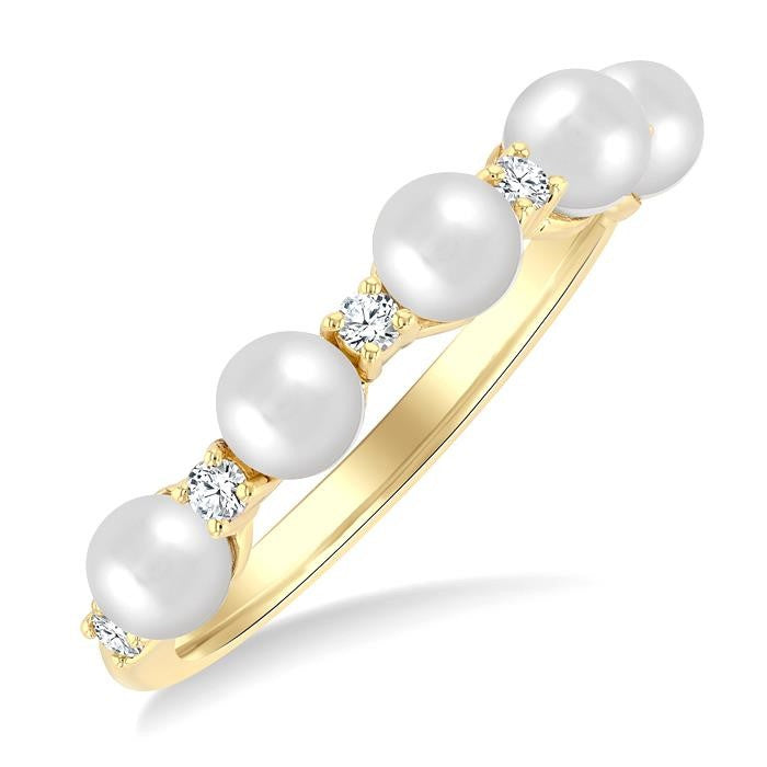 4MM Cultured Pearl and 1/6 Ctw Round Cut Diamond Fashion Ring in 14K Yellow Gold