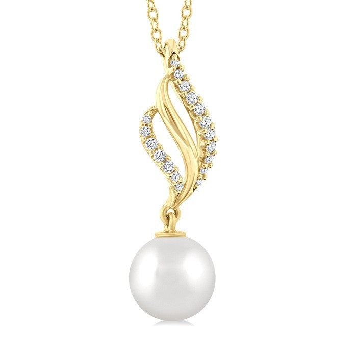 7 MM Conch Round Shape Cultured Pearl and 1/10 Ctw Conch Round Cut Diamond Fashion Pendant With Chain in 10K Yellow Gold