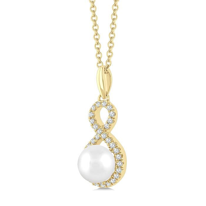 Pearl & Petite Diamond Fashion Pendant