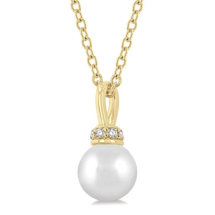 Pearl & Petite Diamond Fashion Pendant