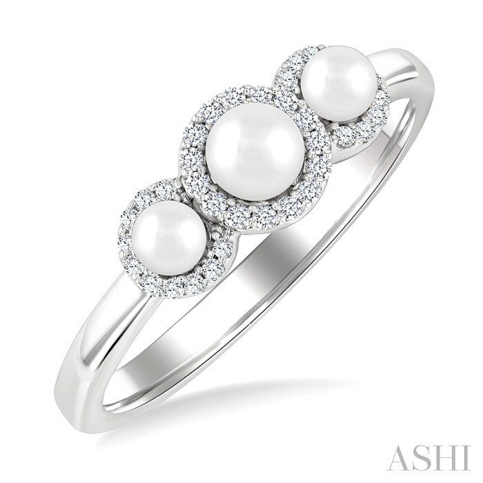 1/8 Ctw Past, Present & Future 4MM & 3MM Cultured Pearl and Round Cut Diamond Halo Ring in 14K White Gold
