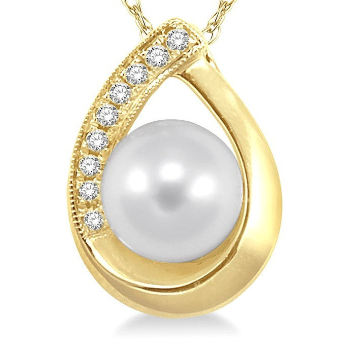 6.5 MM Round Shape Cultured Pearl and 1/20 Ctw Round Cut Diamond Pendant in 10K Yellow Gold with Chain