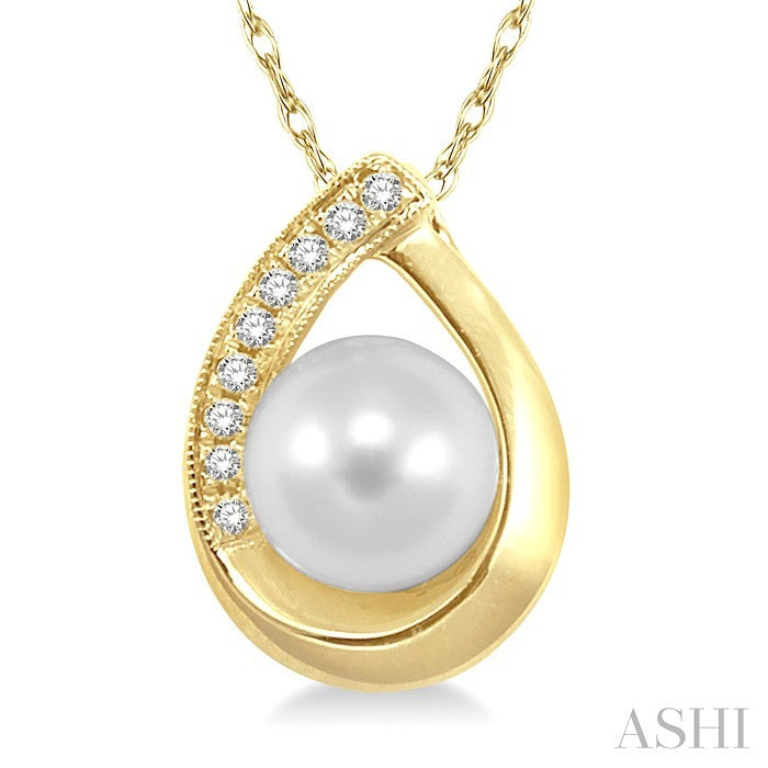 6.5 MM Round Shape Cultured Pearl and 1/20 Ctw Round Cut Diamond Pendant in 10K Yellow Gold with Chain