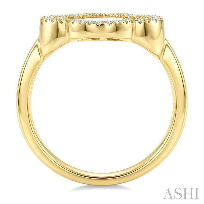 12 MM Mother of Pearl and 1/6 Ctw Round Cut Diamond Clover Halo Ring in 14K Yellow Gold
