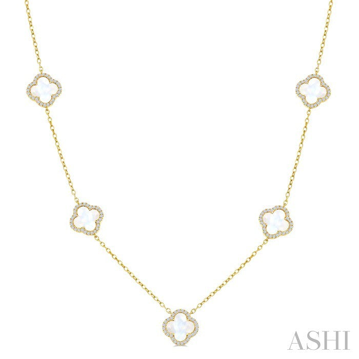 8 MM Mother of Pearl and 5/8 Ctw Round Cut Diamond Clover Halo Station Necklace in 14K Yellow Gold