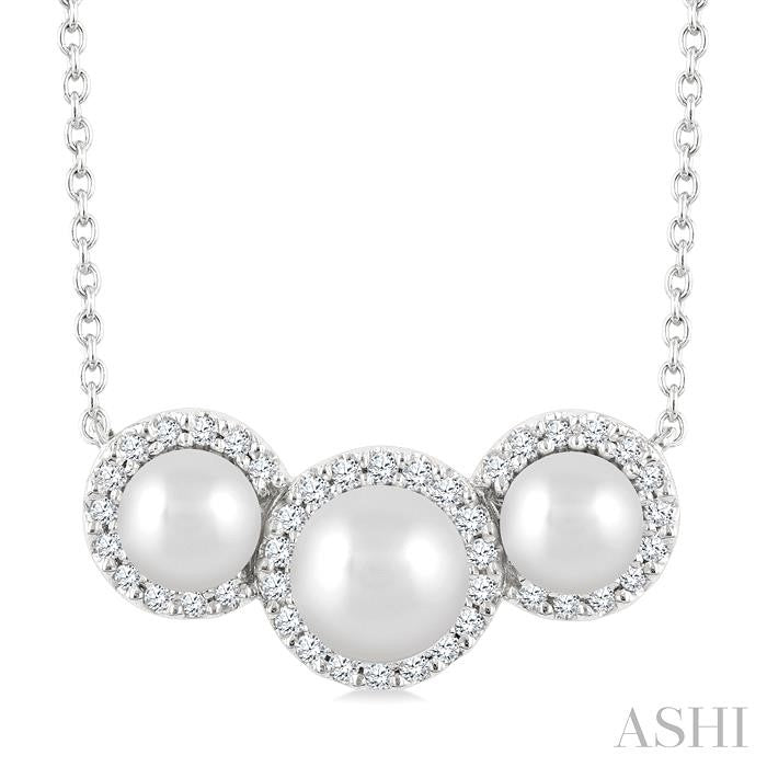 5MM & 4MM Cultured Pearl and 1/6 Ctw Round Cut Diamond Halo Pendant With Chain in 14K White Gold