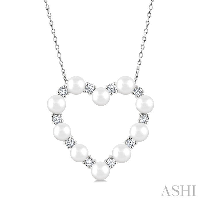 4 MM Round Shape Cultured Pearl and 1/3 Ctw Round Cut Diamond Heart Shape Pendant With Chain in 14K White Gold