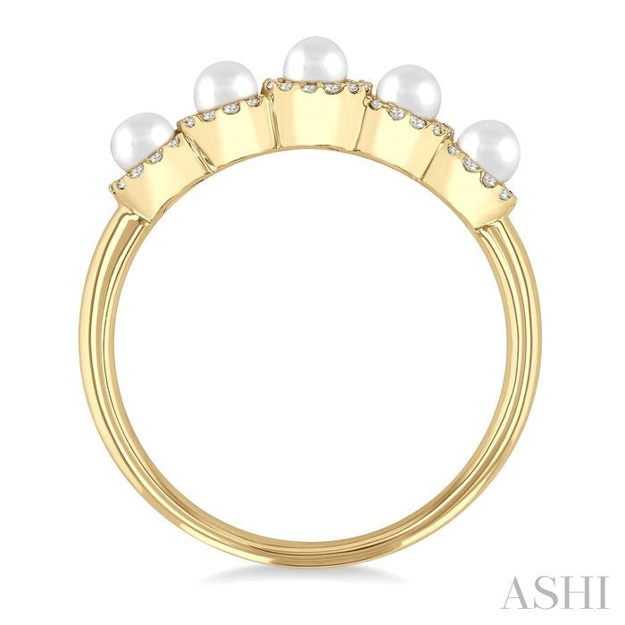 3 MM White Pearl and 1/6 Ctw Round Cut Diamond Halo Ring in 14K Yellow Gold