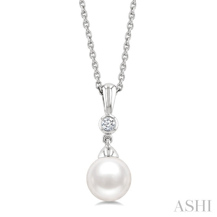 7 MM White Cultured Pearl and 1/20 Ctw Round Cut Diamond Pendant With Chain in 10K White Gold