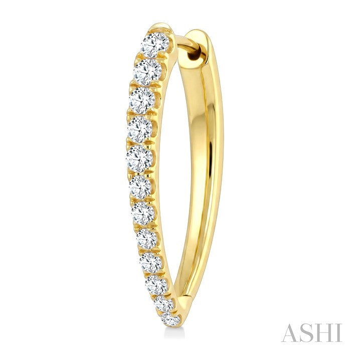 1 Ctw Round Cut Diamond Chevron Hoop Earrings in 14K Yellow Gold