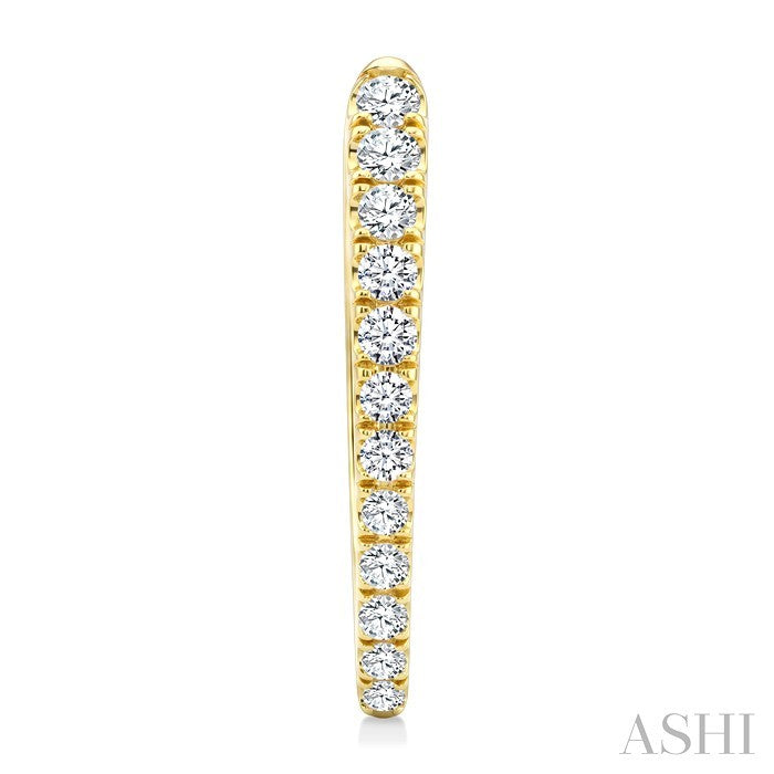 1 Ctw Round Cut Diamond Chevron Hoop Earrings in 14K Yellow Gold