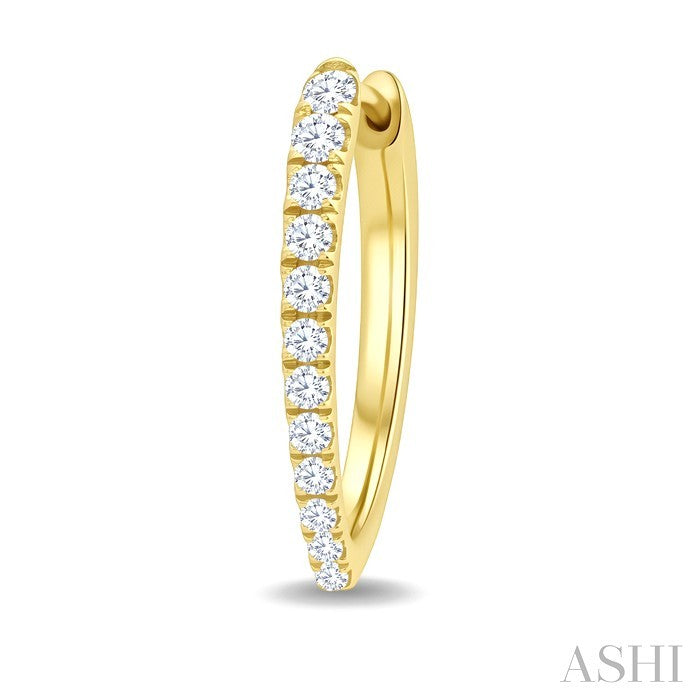 3/4 Ctw Round Cut Diamond Chevron Hoop Earrings in 14K Yellow Gold
