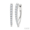 1/2 Ctw Round Cut Diamond Chevron Hoop Earrings in 14K White Gold