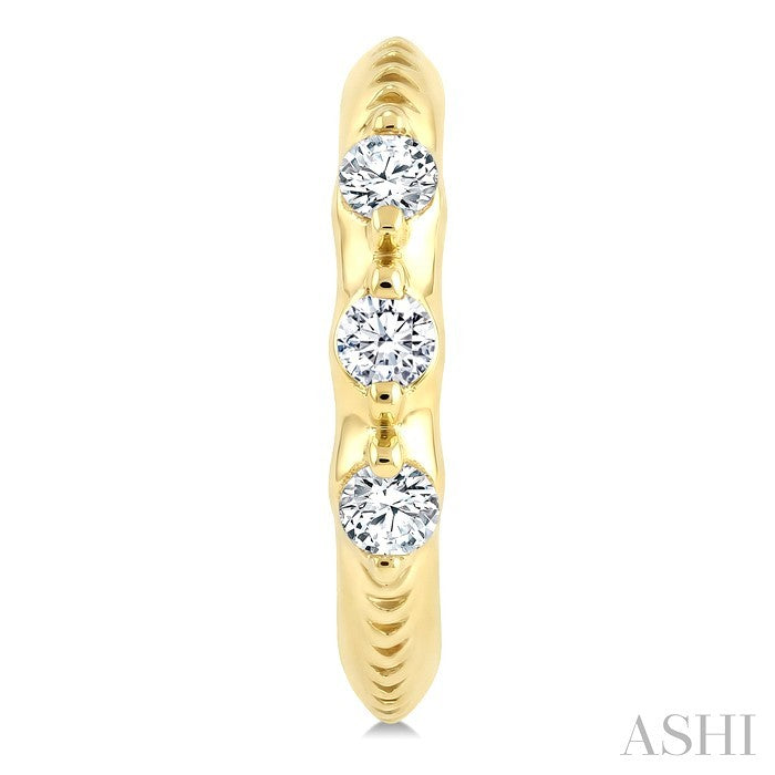 1/10 Ctw Round Cut Diamond huggie Fashion Hoop Earrings in 10K Yellow Gold