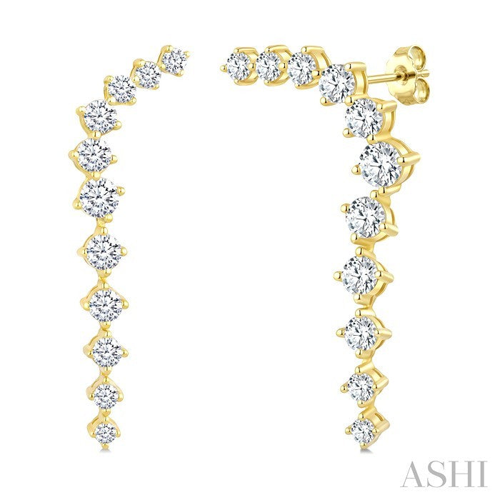 1 1/2 Ctw Round Cut Diamond Asymmetrical Fashion Earrings in 14K Yellow Gold
