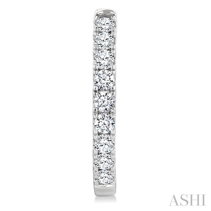 1 Ctw Round Cut Diamond Hoop Earrings in 14K White gold