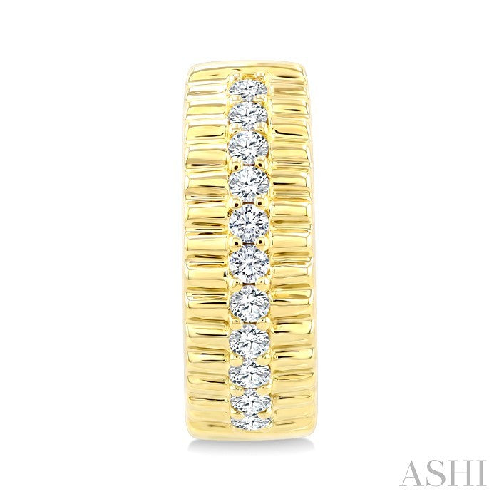 1/3 Ctw Round Cut Diamond Pirouette Hoop Earrings in 10K Yellow Gold