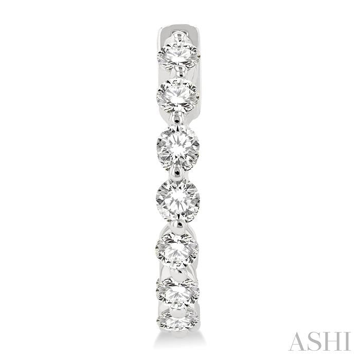 2 Ctw Inside-Out Single Prong Set Round Cut Diamond Hoop Earrings in 14K White Gold