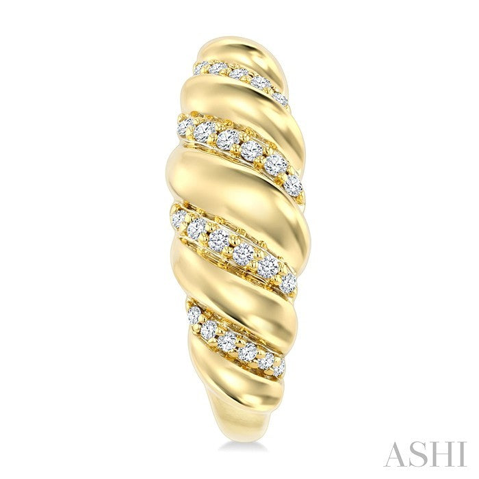 1/5 Ctw Round Cut Diamond Bold Fashion Half Hoop Earrings in 10K Yellow Gold