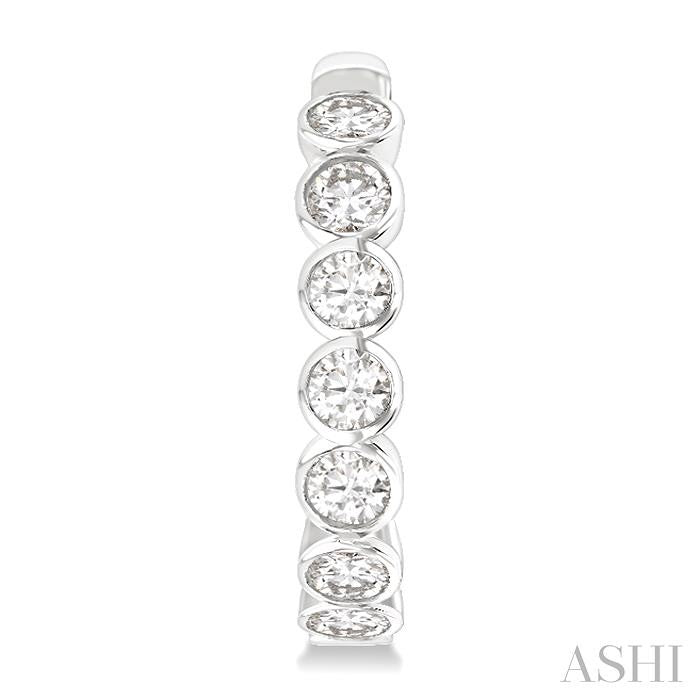 1 Ctw Bezel Set Round Cut Diamond Fashion Hoop Earrings in 14K White Gold