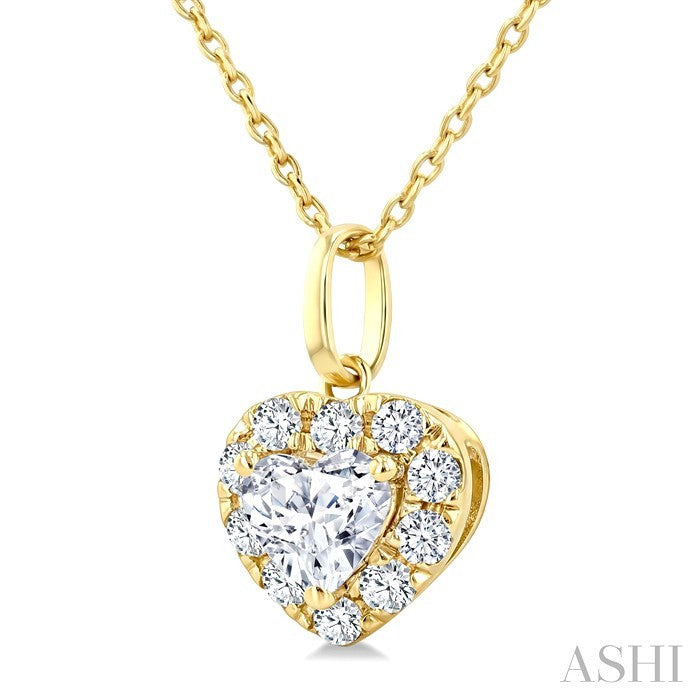 1/4 Ctw Heart and Round Cut Diamond Fashion Halo Pendant With Chain in 14K Yellow Gold