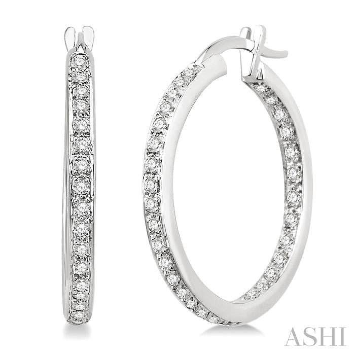 1/2 Ctw Round Cut Diamond Hoop Earrings in 14K White Gold