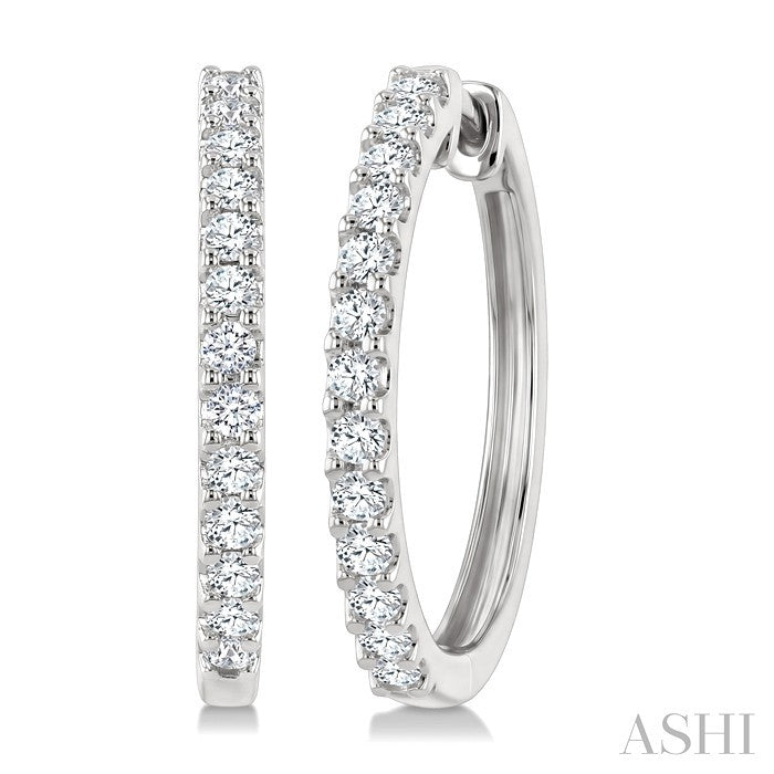 3/4 Ctw Round Cut Diamond Hoop Earrings in 14K White Gold