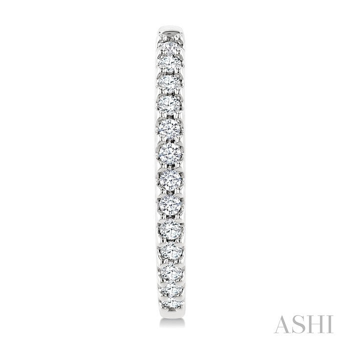 1/5 Ctw Round Cut Diamond Hoop Earrings in 10K White Gold
