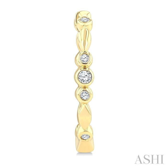1/10 Ctw Round Cut Diamond Fashion Hoop Earrings in 10K Yellow Gold