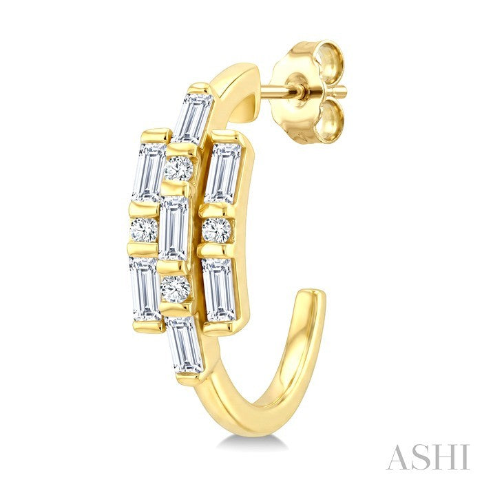 1/2 Ctw Fusion Baguette and Round Cut Diamond Fashion Half Hoop Earrings in 14K Yellow Gold