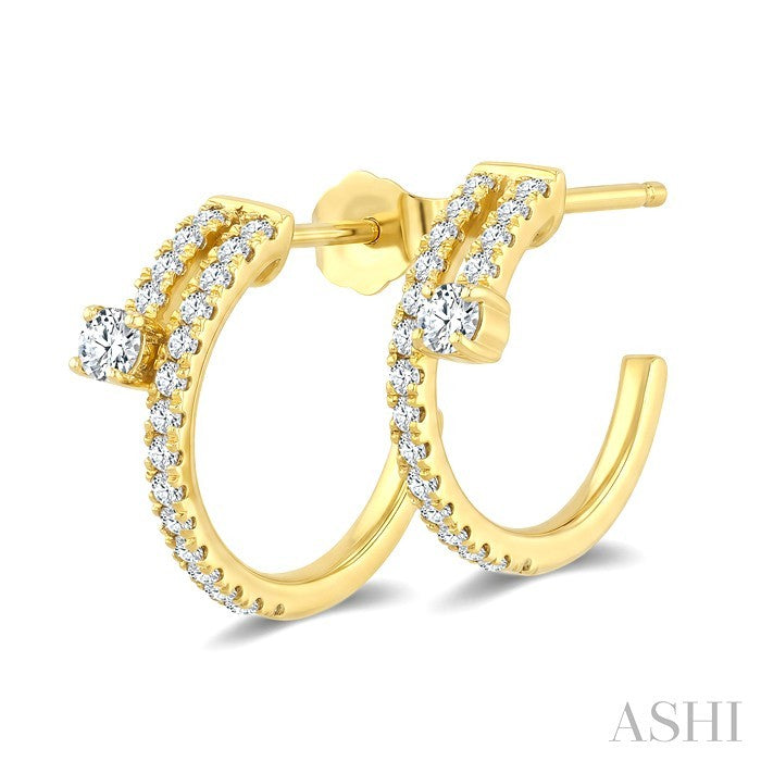 1/2 Ctw Round Cut Diamond Fashion Half Hoop Earrings in 14K Yellow Gold