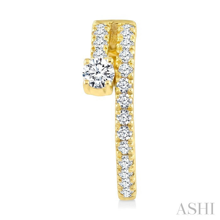 1/2 Ctw Round Cut Diamond Fashion Half Hoop Earrings in 14K Yellow Gold