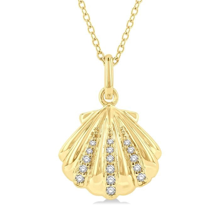 1/20 Ctw Marine Life Petite Seashell Round Cut Diamond Fashion Pendant With Chain in 10K Yellow Gold