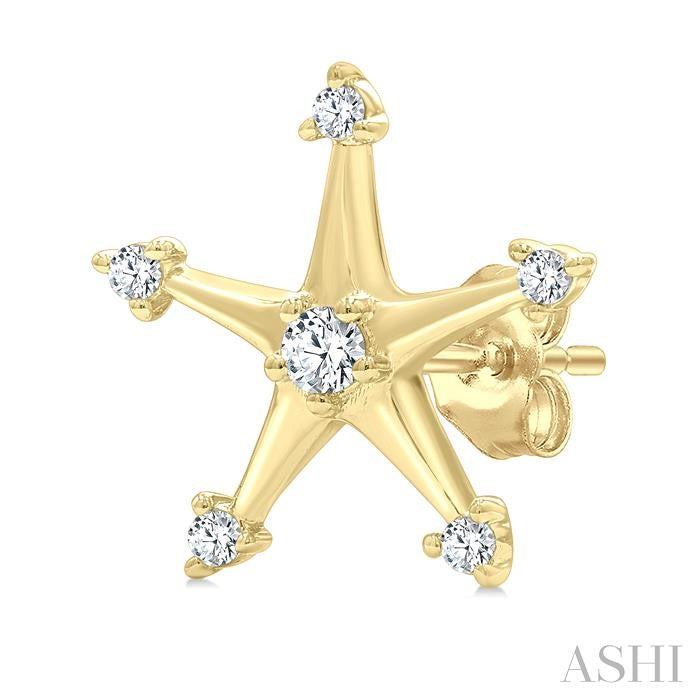 1/6 Ctw Round Cut Diamond Star Petite Earrings in 10K Yellow Gold