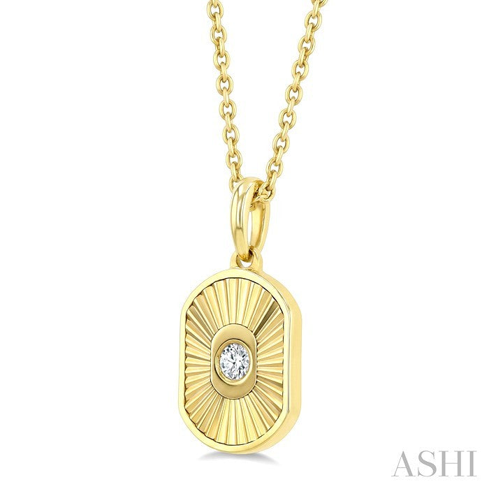 1/20 Ctw Round Cut Diamond Pirouette Rectangular Shape Fluted Pendant With Chain in 10K Yellow Gold