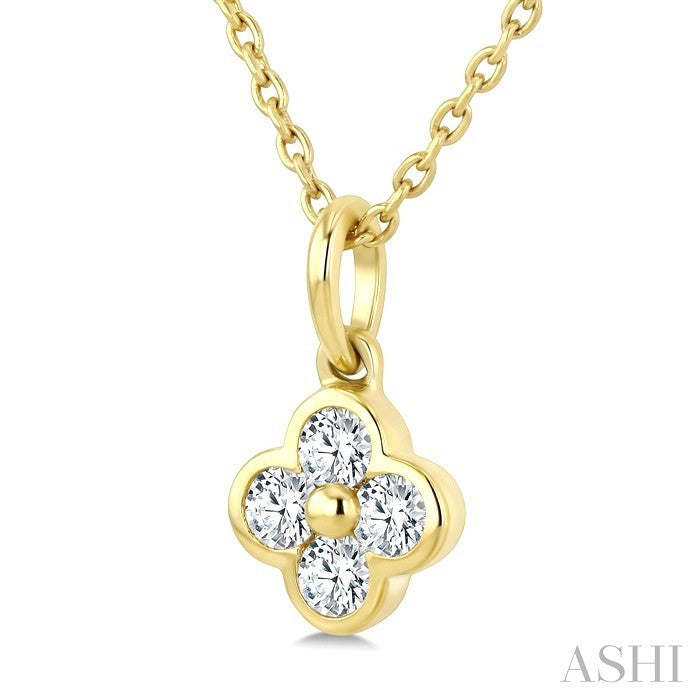 1/8 Ctw Bezel Set Round Cut Diamond Clover Petite Fashion Pendant With Chain in 10K Yellow Gold