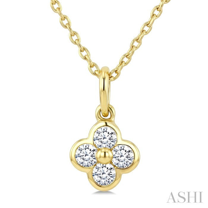 1/8 Ctw Bezel Set Round Cut Diamond Clover Petite Fashion Pendant With Chain in 10K Yellow Gold
