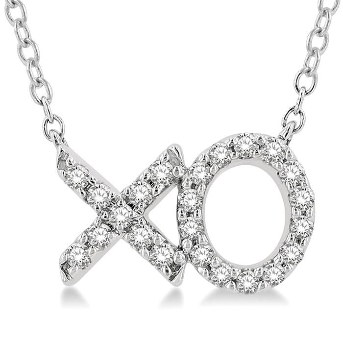 1/6 Ctw 'XO' Hugs and Kisses Round Cut Diamond Petite Fashion Pendant With Chain in 10K White Gold