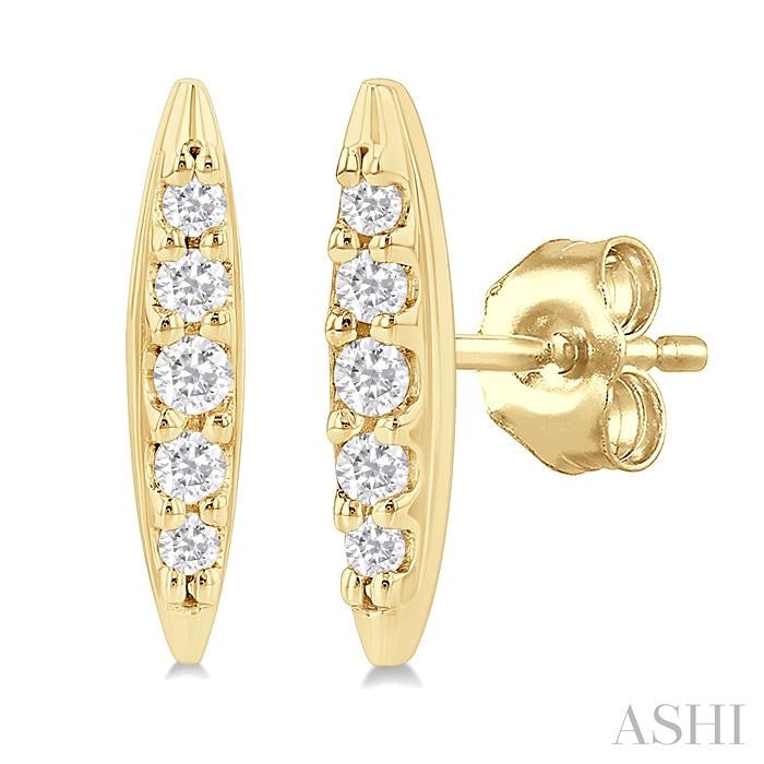 1/10 Ctw Petite Boat Shape Round Cut Diamond Fashion Stud Earrings in 10K Yellow Gold