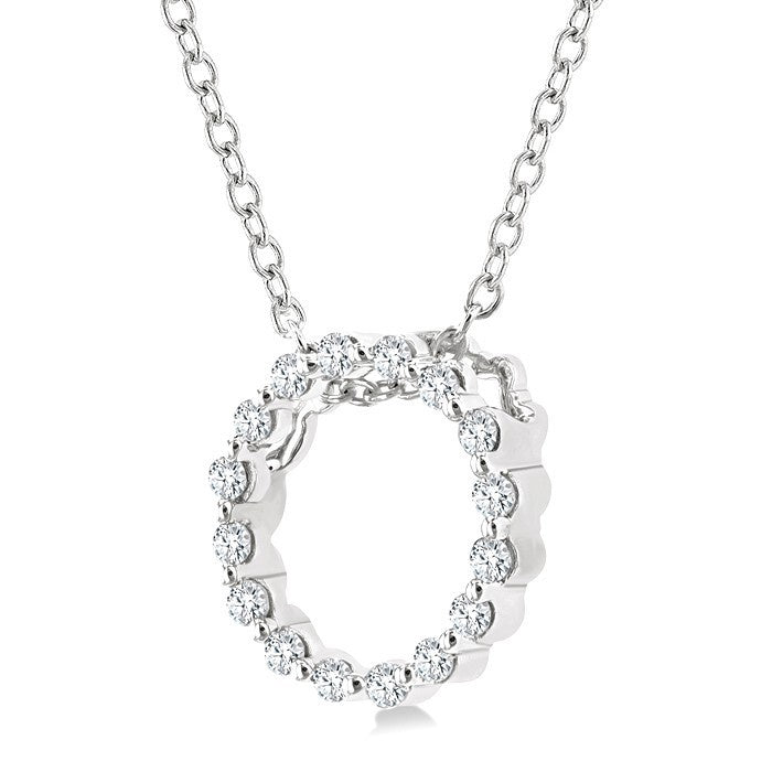 1/10 Ctw Round Cut Diamond Petite Circle Pendant With Chain in 10K White Gold