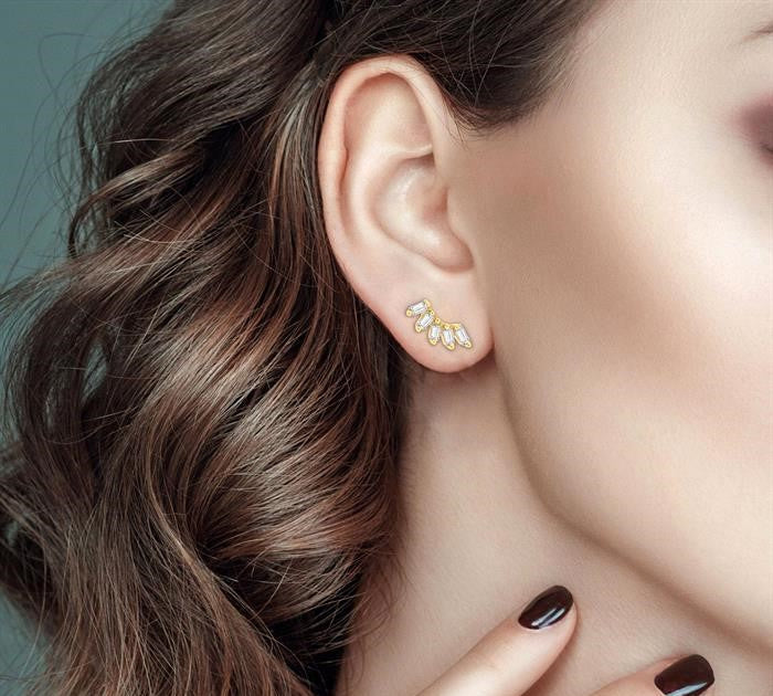 1/6 Ctw Curved Petite Baguette Cut Diamond Fashion Stud Earrings in 10K Yellow Gold