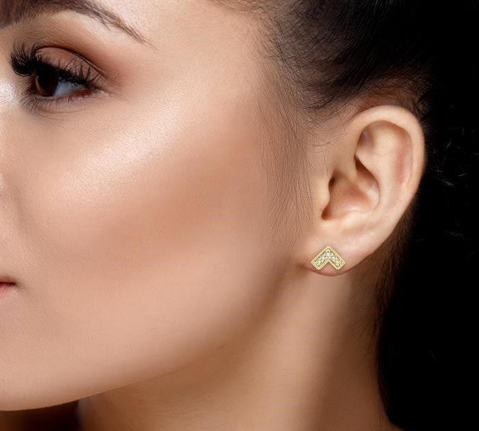 1/20 Ctw Inverted Chevron Round Cut Diamond Petite Fashion Earrings in 10K Yellow Gold