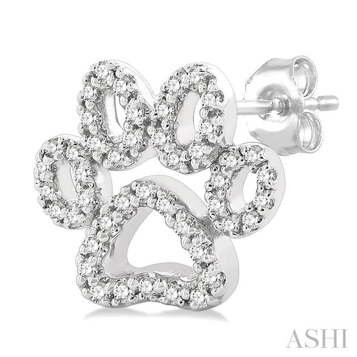 1/4 Ctw Petite Dog Paw Round Cut Diamond Fashion Stud Earrings in 10K White Gold