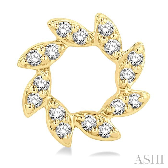 1/10 Ctw Floral Petite Round Cut Diamond Fashion Stud Earrings in 10K Yellow Gold