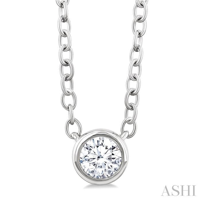 1/6 Ctw Petite Bezel Set Round Cut Diamond Fashion Pendant With Chain in 10K White Gold